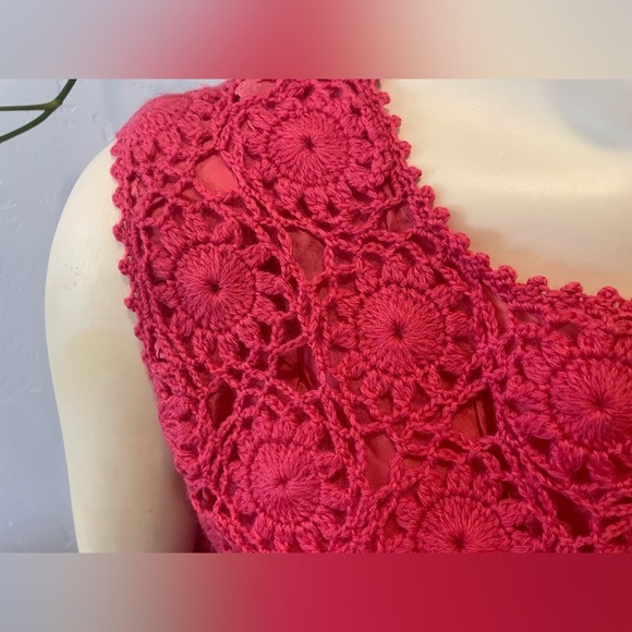 Vintage crochet cropped top size medium - Picture 3 of 8